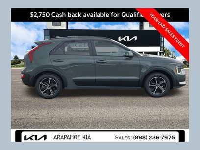 New 2025 Kia Niro EX
