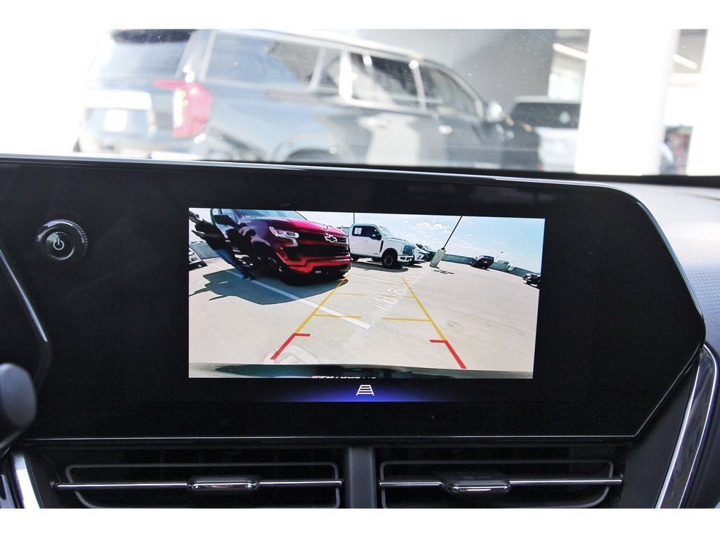 Used 2025 Chevrolet Trax ACTIV w/ Sunroof Package FWD image 22
