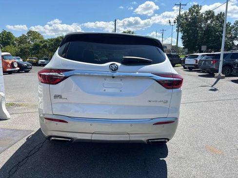 Used 2018 Buick Enclave Premium w/ Experience Buick Package AWD/4WD image 5