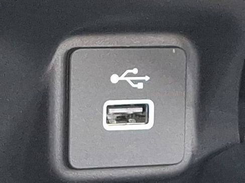 Certified 2023 Honda HR-V LX image 22
