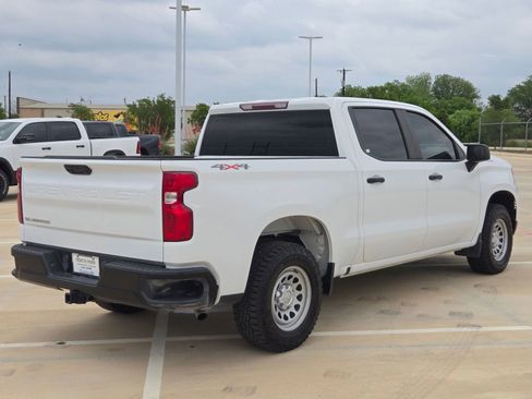 Used 2023 Chevrolet Silverado 1500 W/T w/ Trailering Package image 3