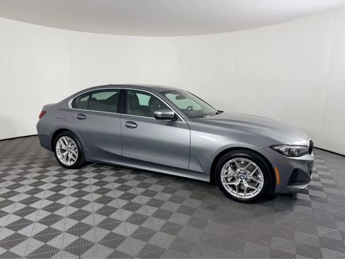 Certified 2025 BMW 330i xDrive Sedan w/ Convenience Package image 3