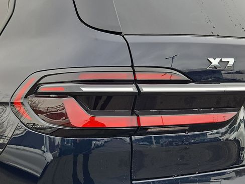 Used 2023 BMW X7 M60i w/ Executive Package image 10