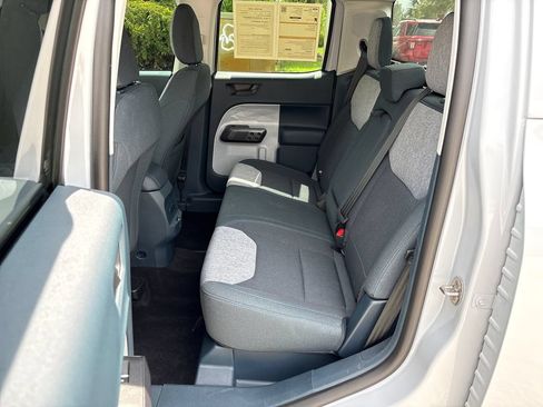 Certified 2025 Ford Maverick XLT w/ Equipment Group 302A AWD/4WD image 30
