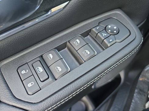 New 2026 RAM 1500 Laramie AWD/4WD image 28