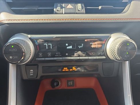 Used 2024 Toyota RAV4 Adventure image 30