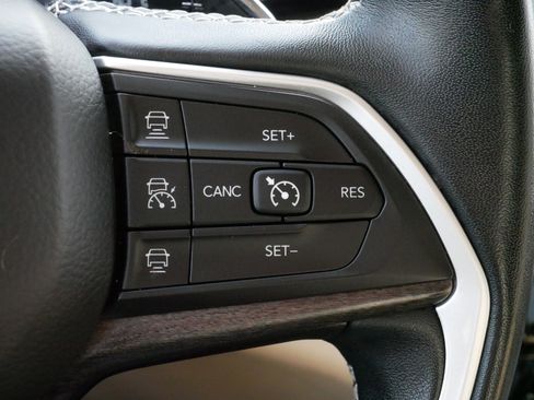 Used 2021 Jeep Grand Cherokee L Limited image 25