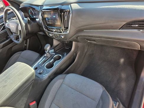 Certified 2023 Chevrolet Traverse LT image 16
