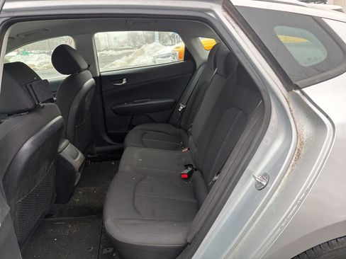 Used 2019 Kia Optima LX image 9