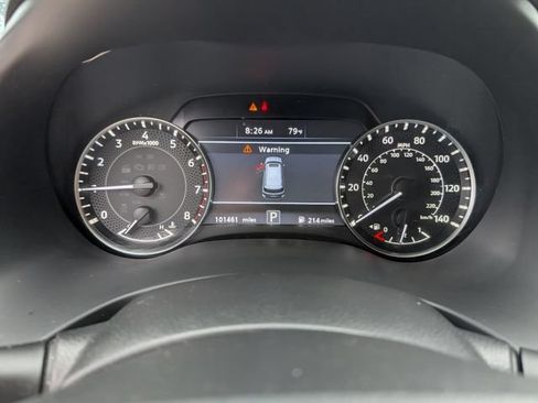 Used 2021 Nissan Armada SV w/ SV Appearance Package RWD image 19