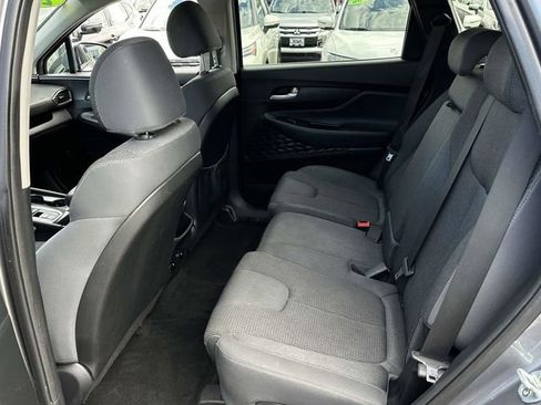 Used 2019 Hyundai Santa Fe SEL FWD image 19