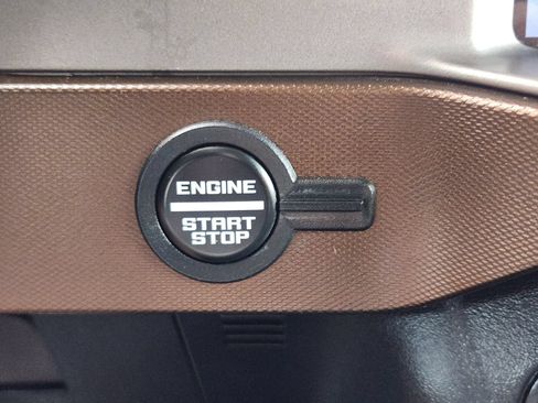 Used 2022 Ford Bronco Outer Banks AWD/4WD image 25