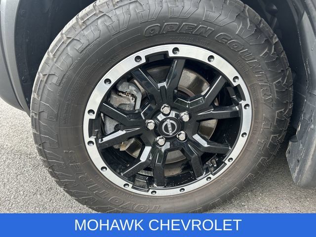 Used 2025 Nissan Pathfinder Rock Creek AWD/4WD image 32
