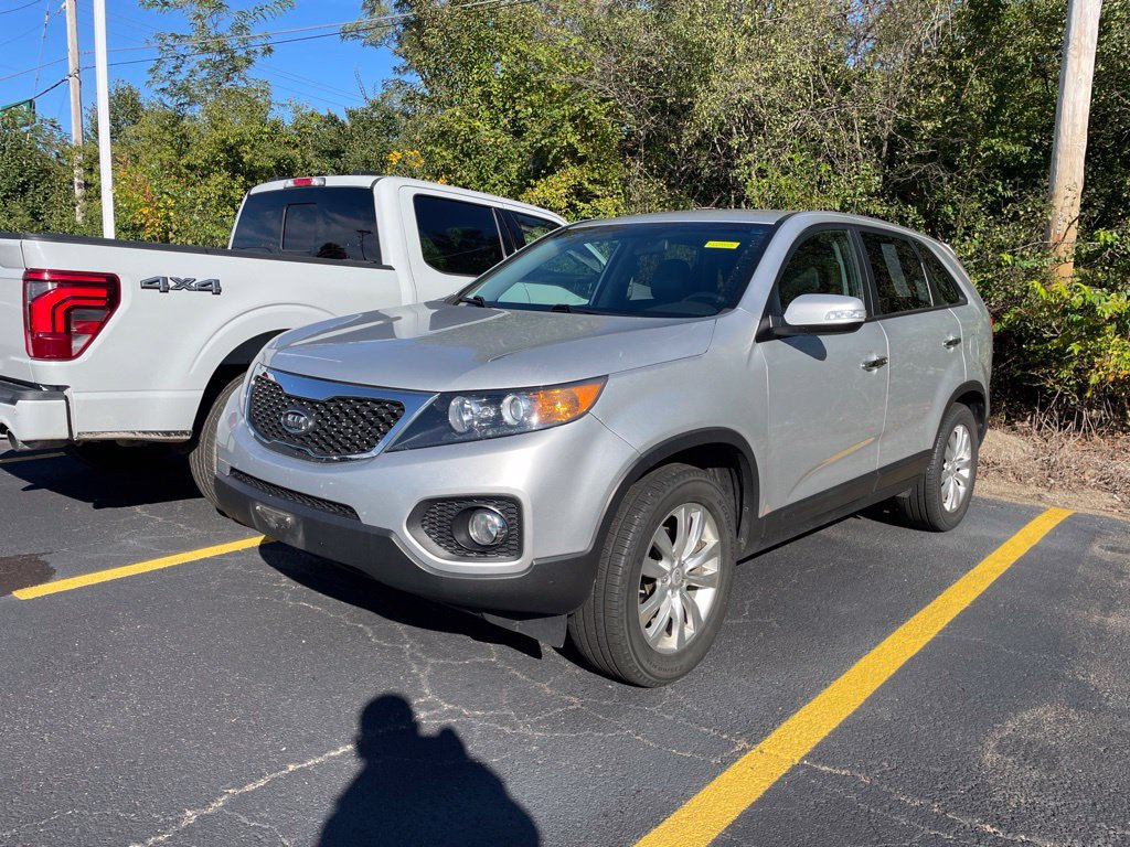 Used 2011 Kia Sorento EX FWD image 2