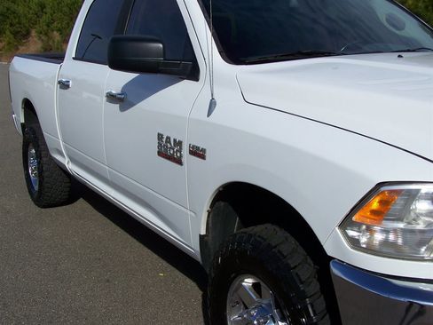 Used 2013 RAM 2500 Big Horn image 34