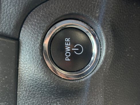 Used 2023 Toyota RAV4 XLE AWD/4WD image 30