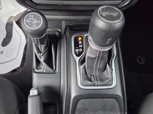 Used 2021 Jeep Wrangler Unlimited Sahara image 19