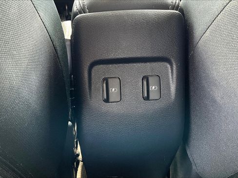 Used 2024 Nissan Kicks SV image 34