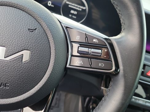 Certified 2024 Kia Seltos S FWD image 25
