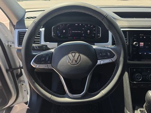 Used 2022 Volkswagen Atlas SE image 18