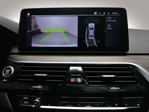 Used 2023 BMW 530i w/ Convenience Package RWD image 15