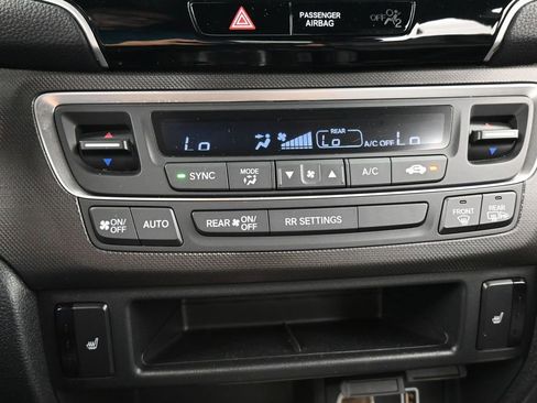 Used 2022 Honda Passport TrailSport image 29