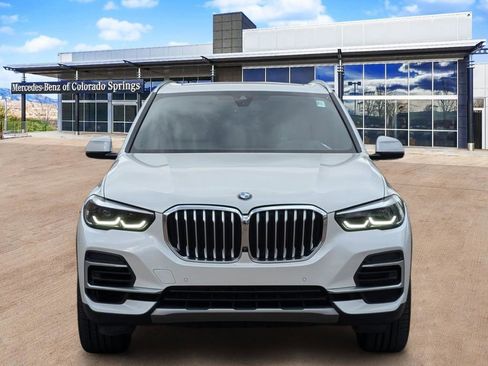 Used 2022 BMW X5 xDrive40i w/ Luxury Seating Package AWD/4WD image 2