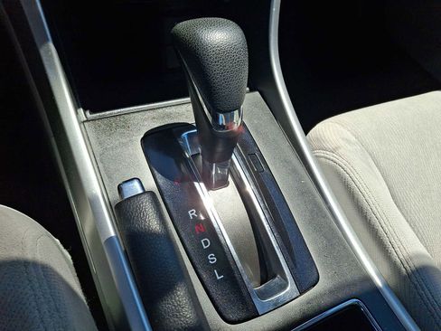 Used 2015 Honda Accord EX image 15