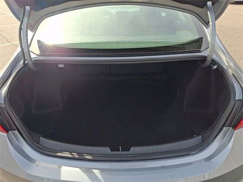 Used 2024 Chevrolet Malibu LT image 28