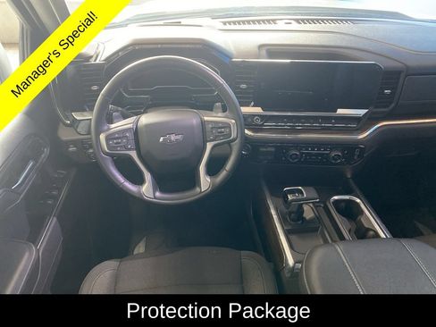 Used 2024 Chevrolet Silverado 1500 RST w/ Redline Edition AWD/4WD image 5