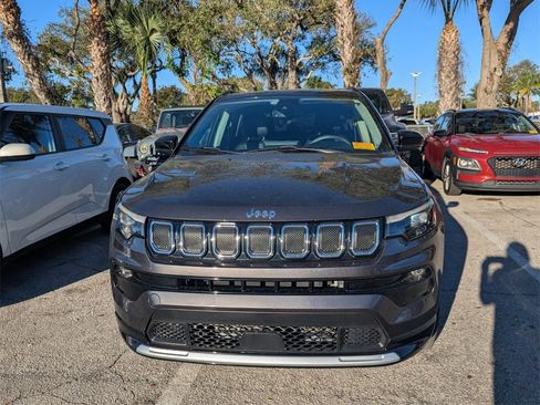 Used 2022 Jeep Compass Limited w/ Elite Group image 2