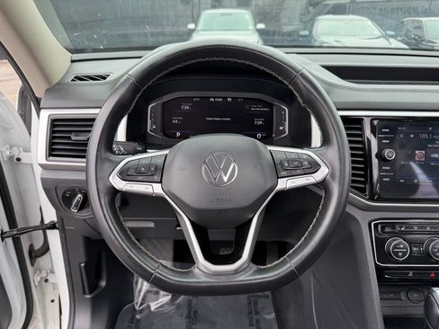 Used 2022 Volkswagen Atlas SEL AWD/4WD image 22