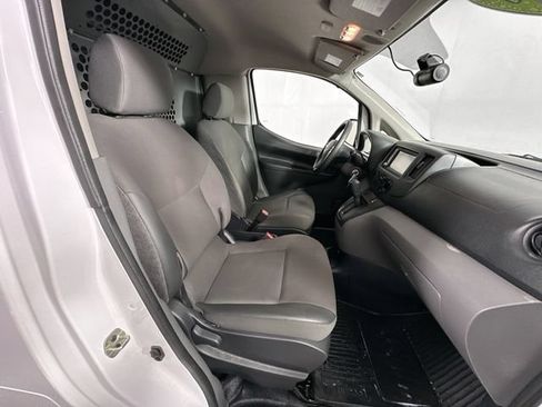 Used 2020 Nissan NV200 S FWD image 25