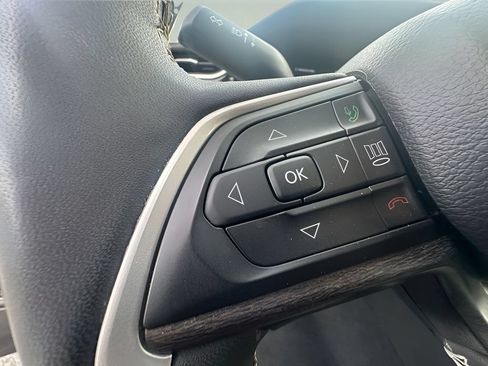 Used 2023 Jeep Grand Cherokee 4WD 4xe image 13