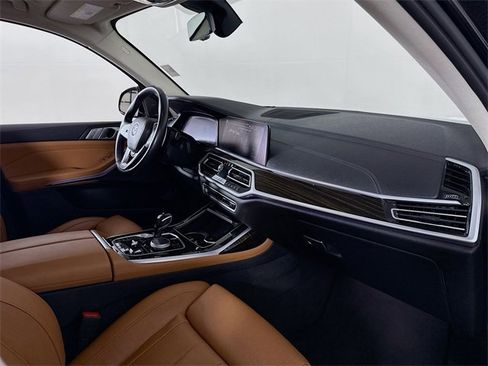 Used 2021 BMW X7 xDrive40i image 26