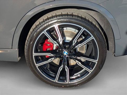 Used 2026 BMW X5 M60i AWD/4WD image 10