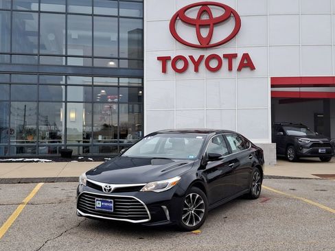 Used 2016 Toyota Avalon XLE Premium image 1