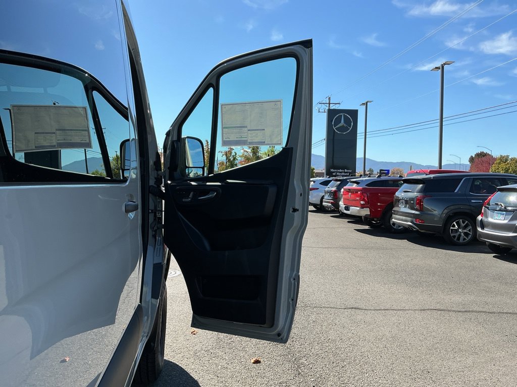 New 2026 Mercedes-Benz Sprinter 2500 image 23