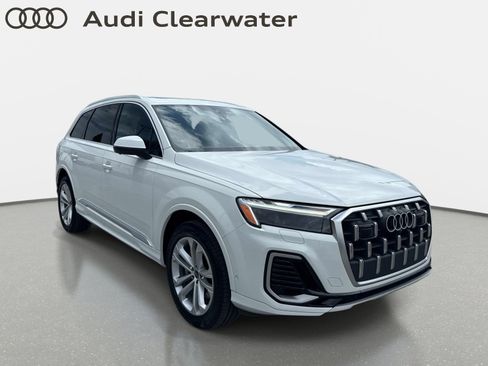 Certified 2025 Audi Q7 3.0T Premium Plus AWD/4WD image 6