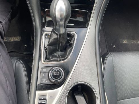 Used 2016 INFINITI Q50 3.0t Premium AWD/4WD image 11