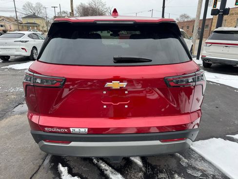 Used 2025 Chevrolet Equinox LT image 7