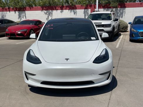 Used 2023 Tesla Model 3 Standard Range RWD image 2