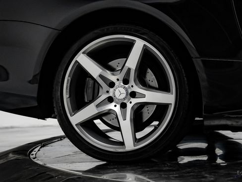 Used 2017 Mercedes-Benz SL 550 image 87