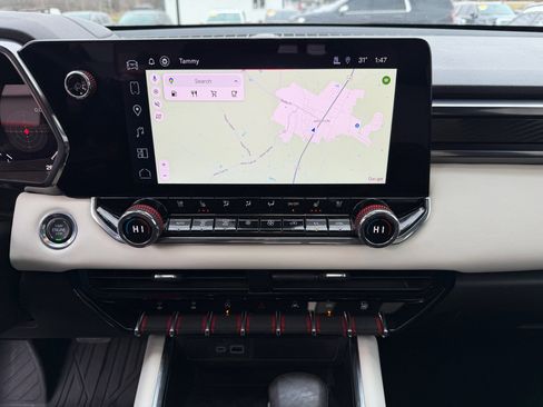 Used 2023 GMC Canyon AT4X image 29