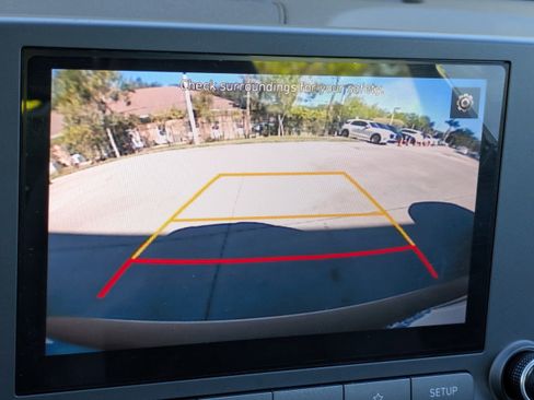 Certified 2022 Hyundai Kona SE image 23