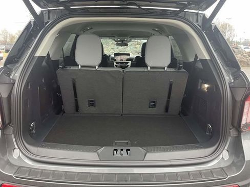 New 2026 Ford Explorer Active w/ Active Comfort Package image 8