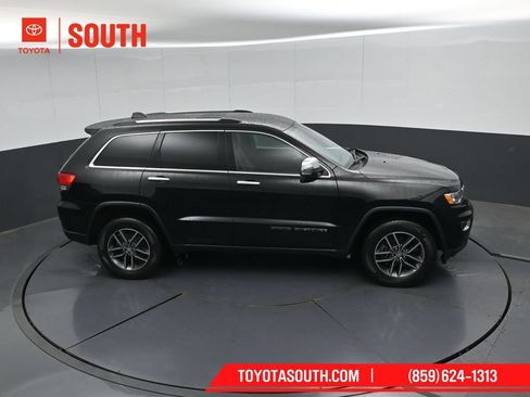 Used 2018 Jeep Grand Cherokee Limited AWD/4WD image 44