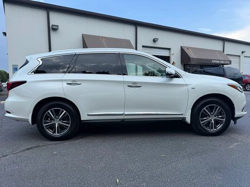 Used 2017 INFINITI QX60 Luxe w/ Premium Plus Package AWD/4WD image 2