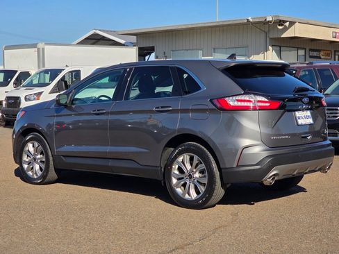 Used 2024 Ford Edge Titanium image 30