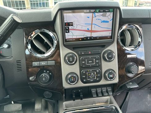 Used 2014 Ford F250 Platinum w/ FX4 Off-Road Package AWD/4WD image 22